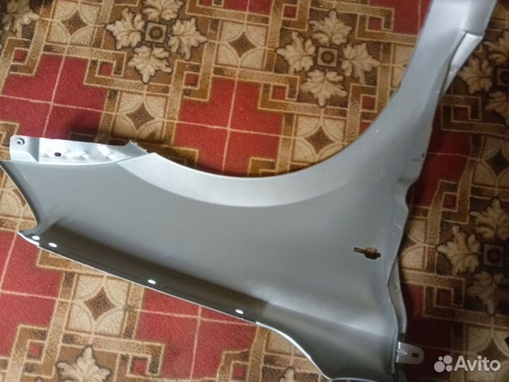 Крыло переднее левое на LADA granta