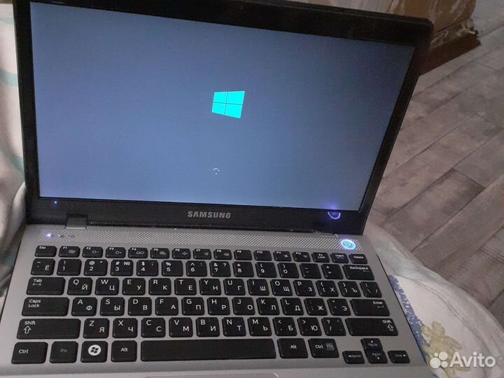 Ноутбук Samsung np305u