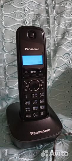 Телефон panasonic