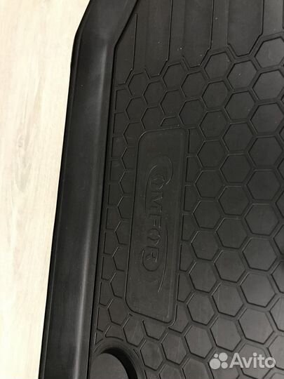 Водительский коврик Renault Fluence