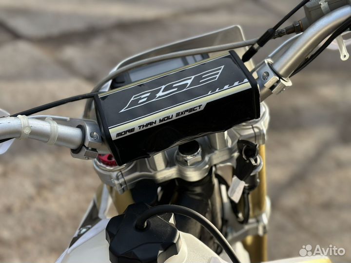 Мотоцикл BSE Z3