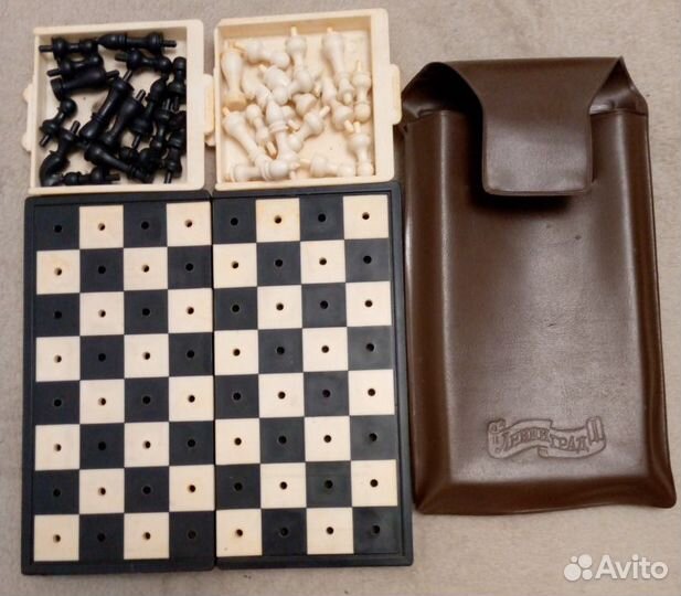 Настольные игры СССР Шахматы шашки домино и др