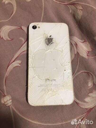 Телефон iPhone 4s