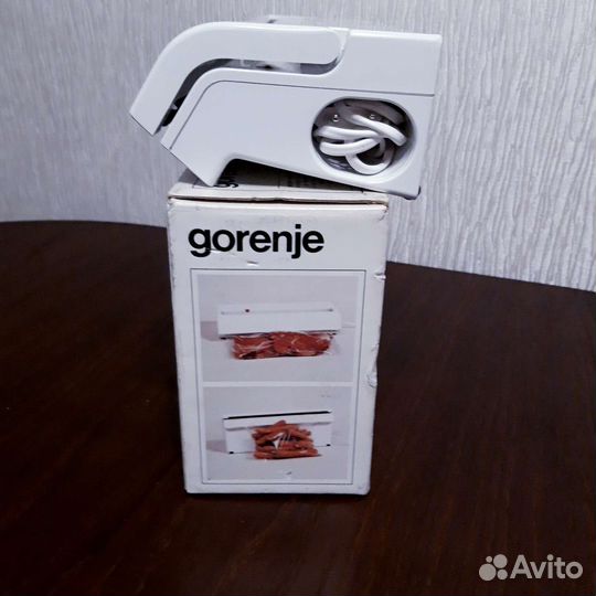 Устроиство для запаивание пакетов