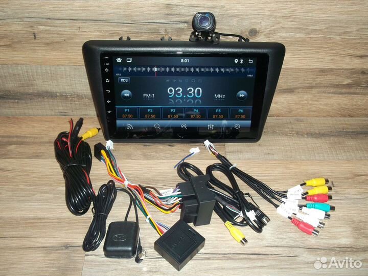 Магнитола Skoda Rapid Android камера заднего вида