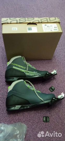 Лыжные ботинки marax 44 р с креплением
