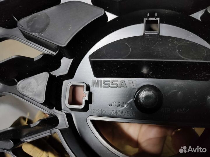 Решетка радиатора X-trail T31 дорест новая оригин