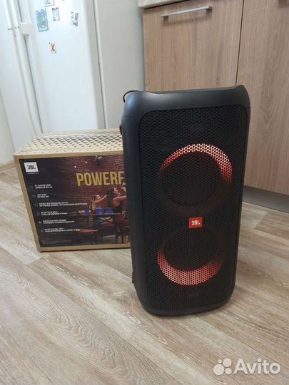 Портативная колонка jbl partybox 100