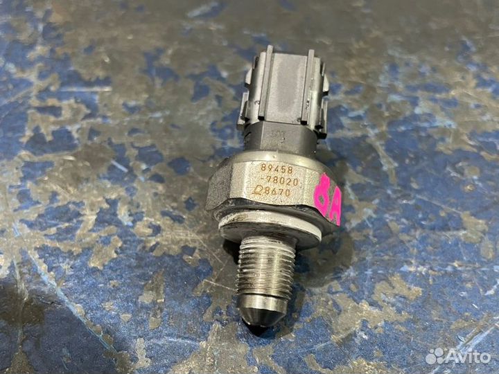 Датчик давления топлива Lexus Gs200T