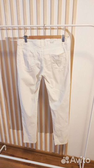 Джинсы белые женские