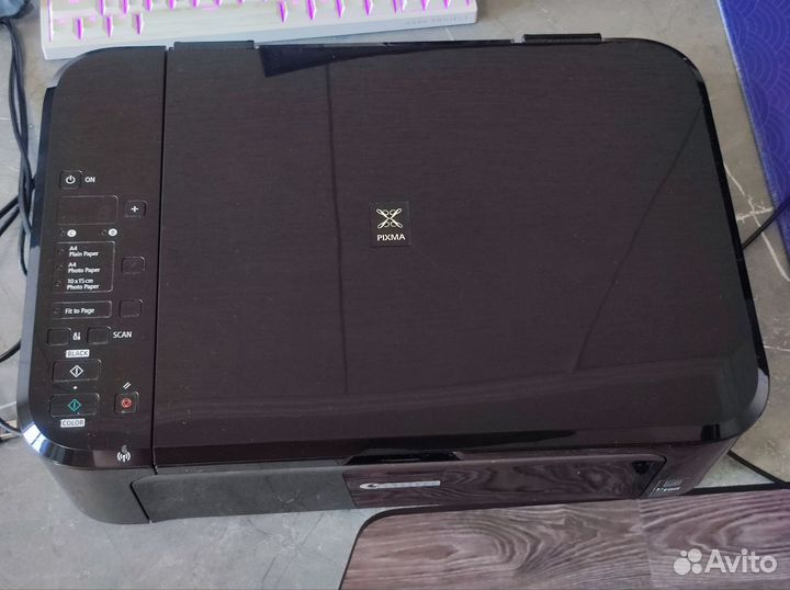 Цветной принтер Canon