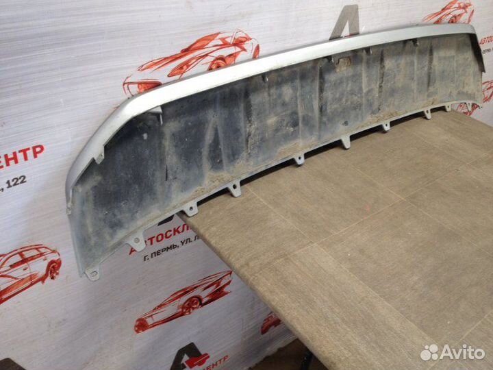 Спойлер (юбка) бампера переднего Audi Q7