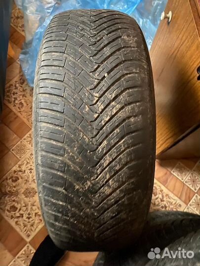 Continental AllSeasonContact 215/60 R17 H