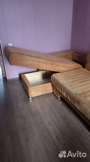 Угловой диван