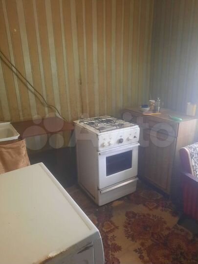 Комната 11 м² в 3-к., 1/2 эт.