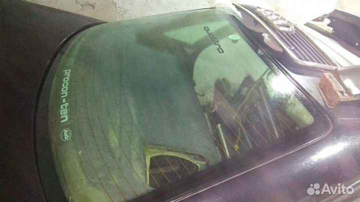 Продам заднее стекло/quattro на седан Audi C4