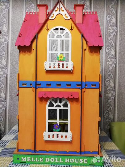 Кукольный домик новый