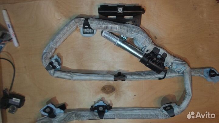 Шторка безопасности левая BMW E90 бмв Е90