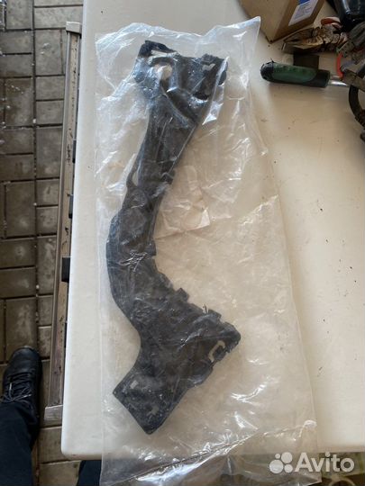 Кронштейн заднего бампера ford focus 3 хэтчбек