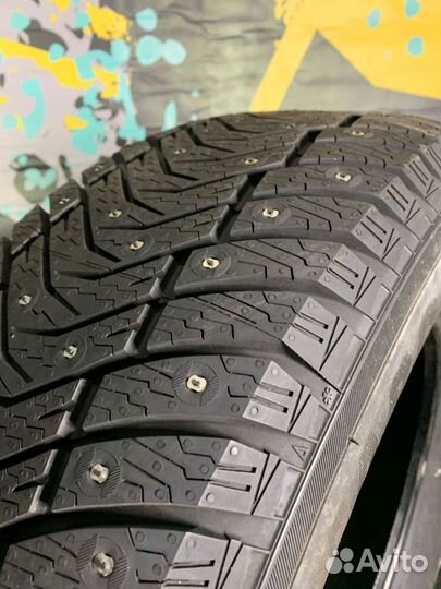 Yokohama IceGuard Stud IG65 255/65 R17 114T