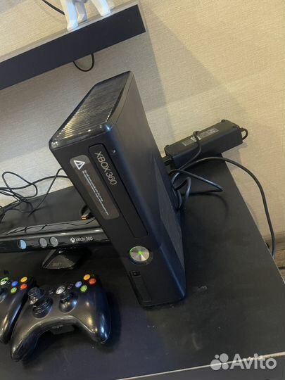 Игровая приставка xbox 360