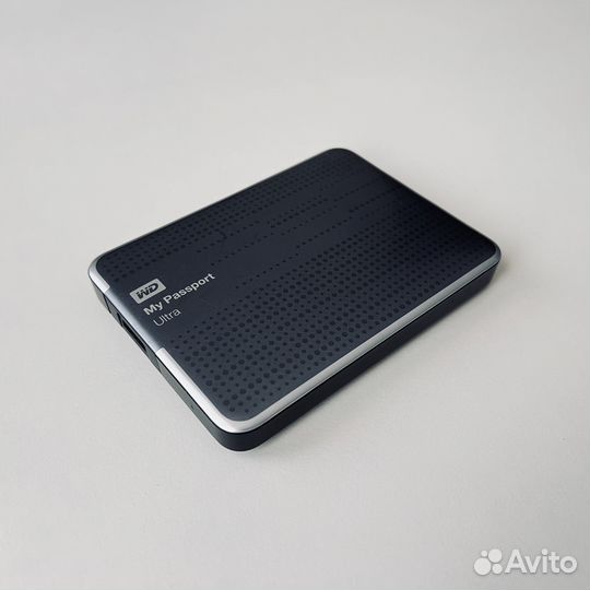 Внешний жеский диск Western Digital My Passport
