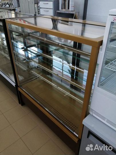 Витрина холодильная Кондитерская 1,3м. пять полок