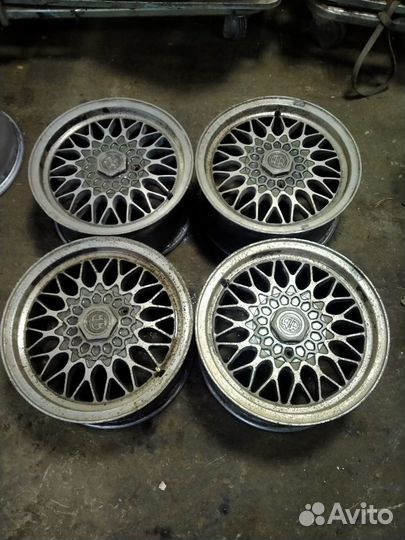 Mercedes-benz 190 E W201 диски литые К-Т