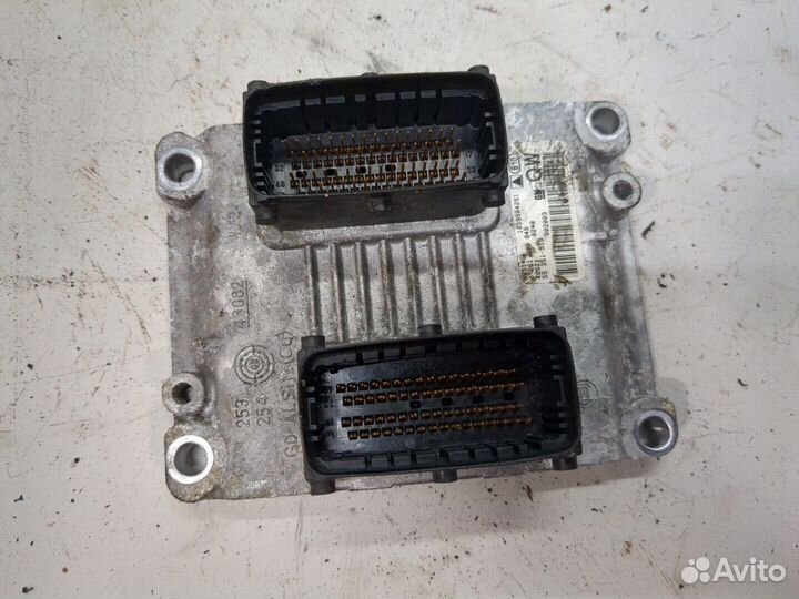 Блок управления двигателем Opel Signum, 2003