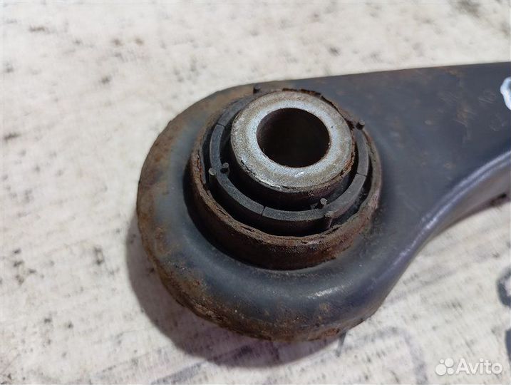 Рычаг подвески задний левый Volkswagen Passat B6