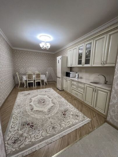3-к. квартира, 110 м², 3/4 эт.