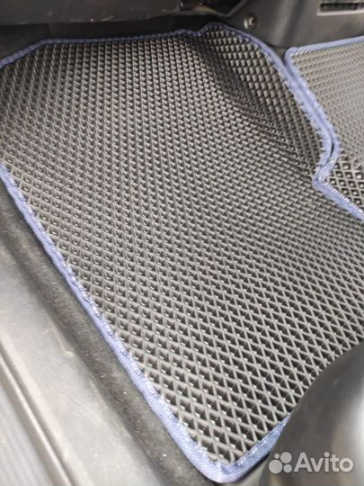 Автоковрики EVA на Honda Edix