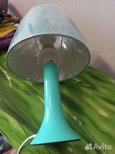 Лампа настольная