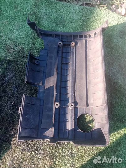 Крышка декоративная двс Chevrolet Aveo Т250 1.4