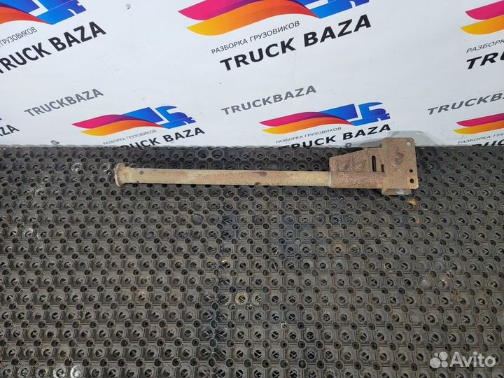 Кронштейн крепления крыла Volvo FH