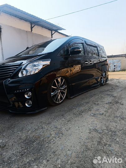 Toyota Alphard 2.4 AT, 2013, 165 000 км