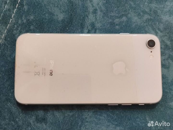 iPhone 8, 64 ГБ