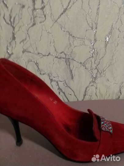 Туфли женские 36,на узкую ножку
