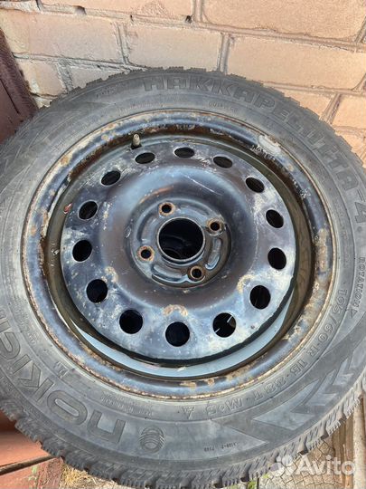 Nokian Tyres Hakkapeliitta 4 195/60 R15