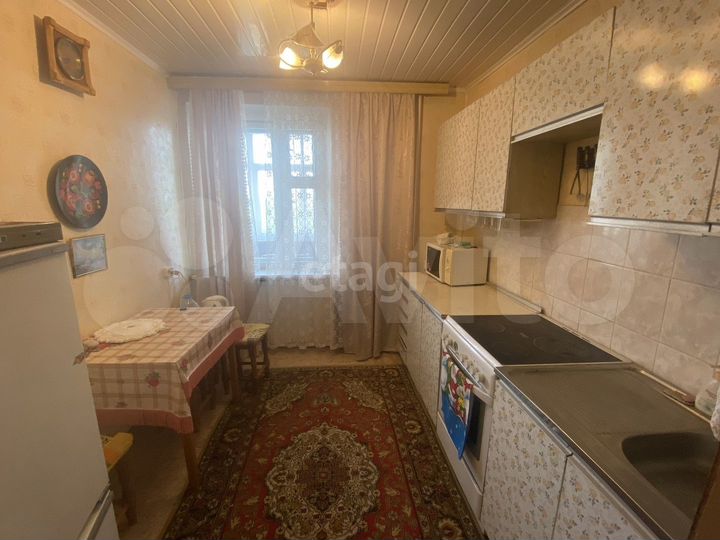 2-к. квартира, 48 м², 8/10 эт.
