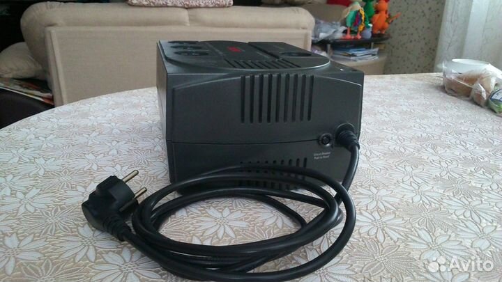 Ибп APC BE525-RS 300 W