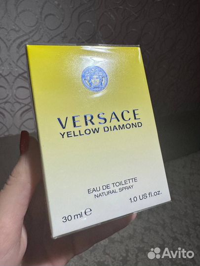 Versace yellow diamond