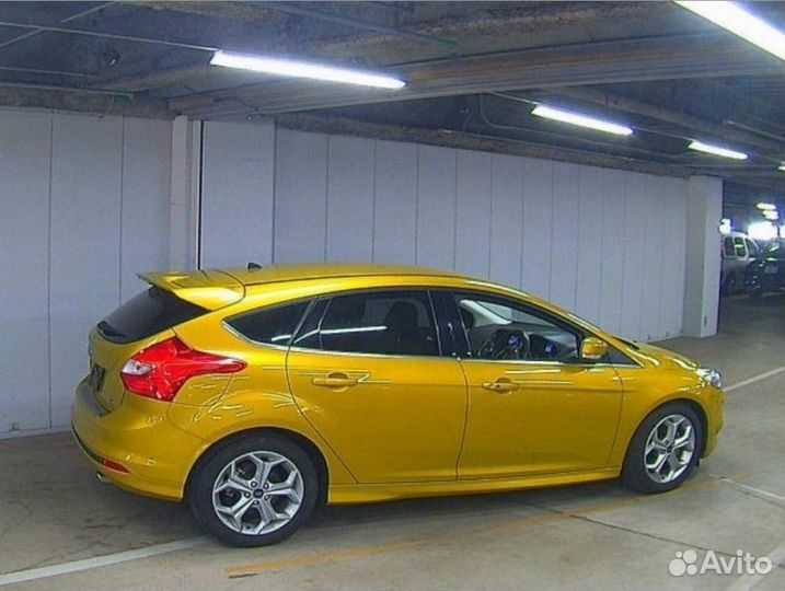 В разборе Ford Focus III 2014г. хэтчбек, 2,0л