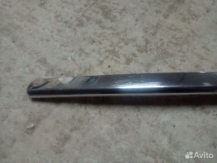 Молдинг переднего бампера левый Kia Sportage SL