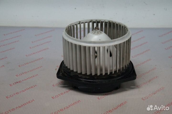 Nissan 27220-JK00A Мотор печки