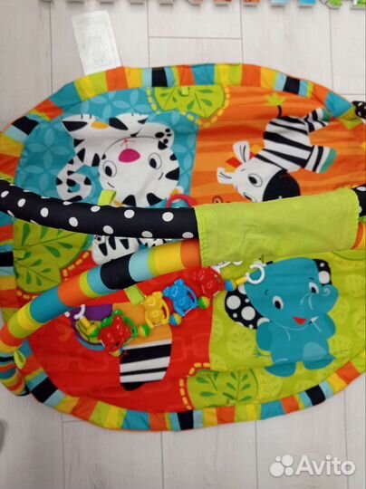 Коврик развивающий игрушки робокары