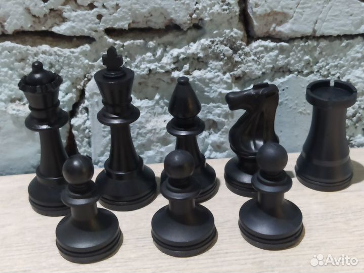 Шахматные фигуры пластик 72 мм