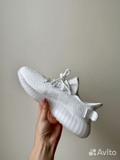 Кроссовки adidas yeezy boost 350 женские белые