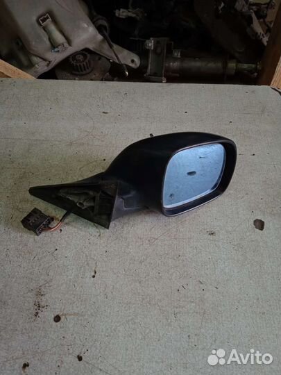 Зеркало правое Audi A4 B5 ауди а4 б5