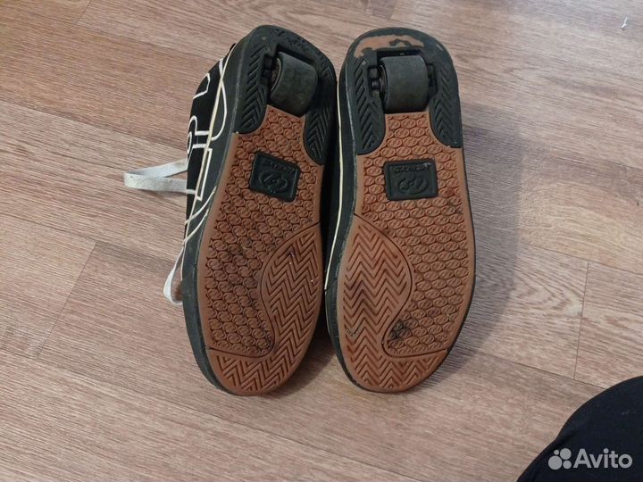 Heelys кроссовки с роликами